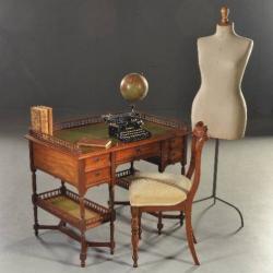 Antieke bureaus / Zeldzaam elegant damesbureau ca. 1885 m...