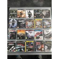 Te koop playstation 3 met 2 controllers en heel veel spellen