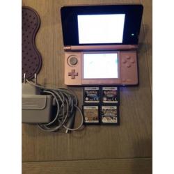 Nintendo 3DS + Pokemon Pearl, Diamond, HearthGold, Platinum