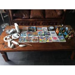 Complete Wii,17 games,44 skylanders zie fotos!