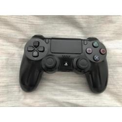 PlayStation 4 500GB met controller!! (Ps4,ps3,Xbox.)