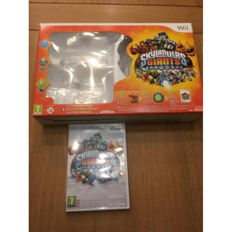 Skylanders Giants game + poppetjes