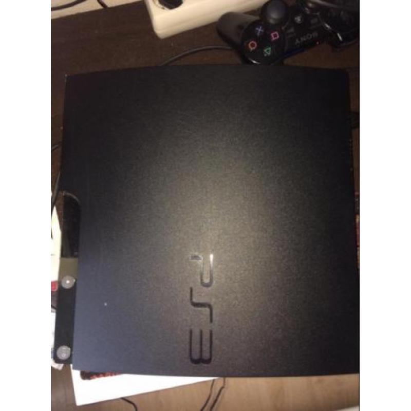 PlayStation 3 console met 2 controllers